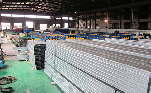 在壓型鋼板施工過程中需要注意哪些？壓型鋼板廠家給你捋一捋